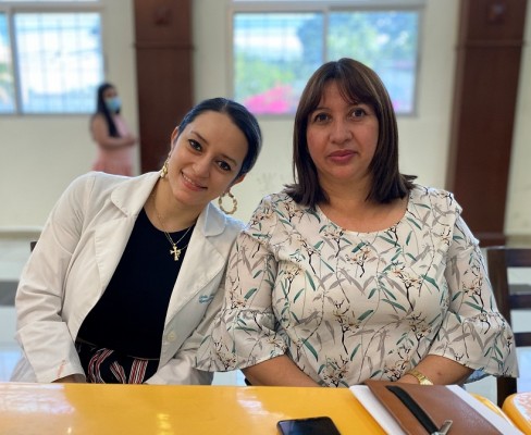 Con ameno convivio agasajan a madres de la UCENM