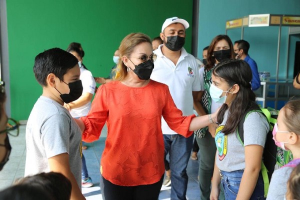 Escolares conmemoran Día Mundial del Reciclaje con vista al Museo para la Infancia El Pequeño Sula