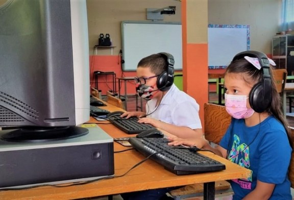 Plan International en alianza con Tigo benefician con internet gratuito a estudiantes de Santa Bárbara