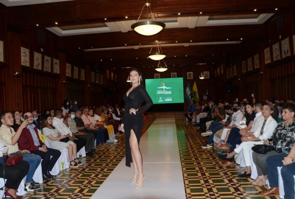 Presentación oficial de candidatas al Miss Honduras Universo 2022