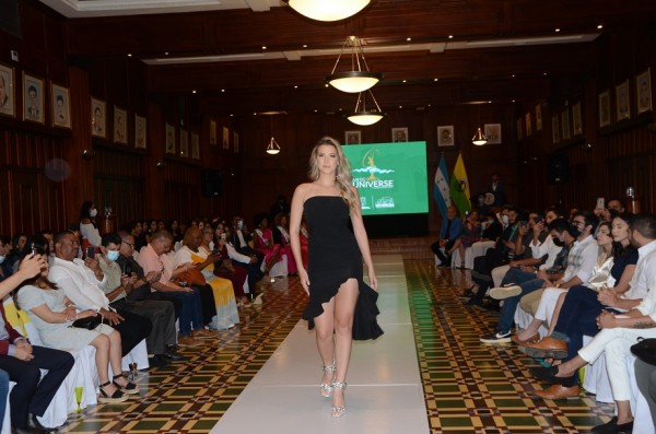 Presentación oficial de candidatas al Miss Honduras Universo 2022