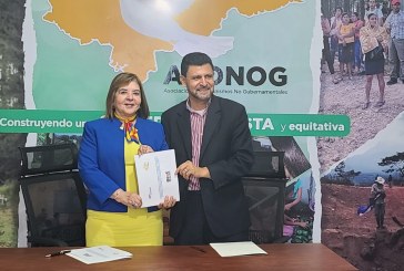 UCENM firma importante convenio de cooperación con ASONOG en Santa Rosa de Copán