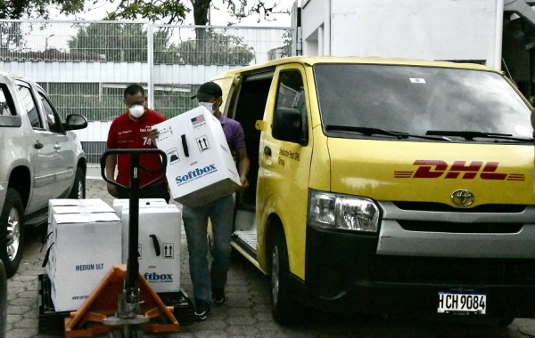 EEUU hace nueva donación de vacunas contra COVID-19 a Honduras 