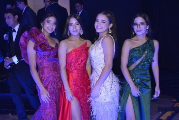 Extraordinaria noche de celebración…Así fue la gala de graduación de la Escuela Episcopal El Buen Pastor