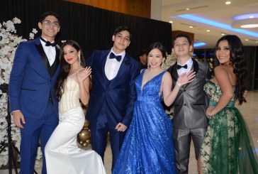 La memorable gala de graduación de la Academia Americana