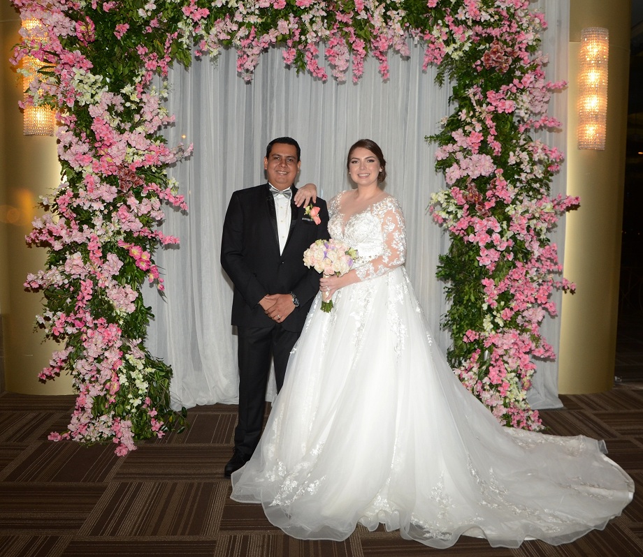 La romántica boda de Héctor Solís y Aimee Hernández