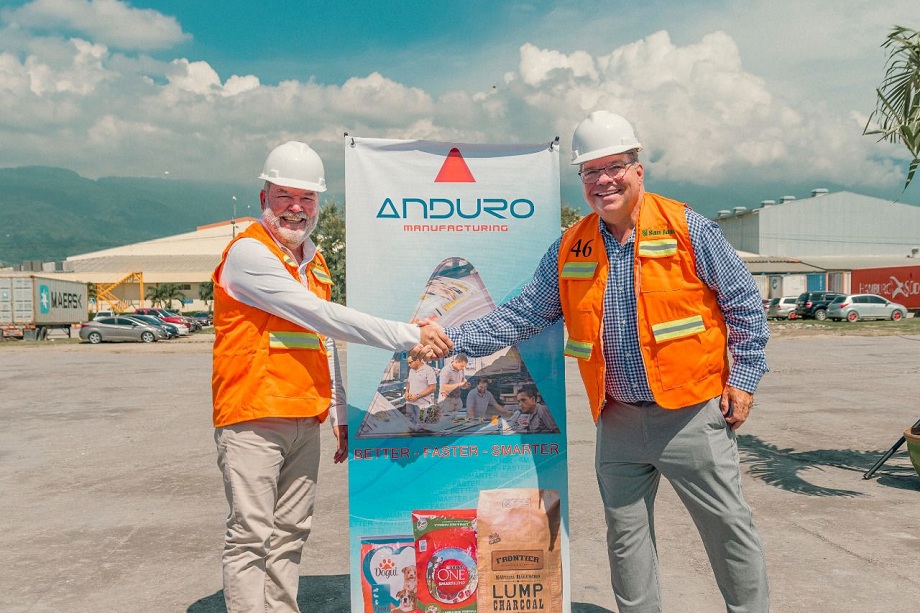 Colocan primera piedra de nueva nave Anduro Manufacturing que generará alrededor de 600 empleos en SPS