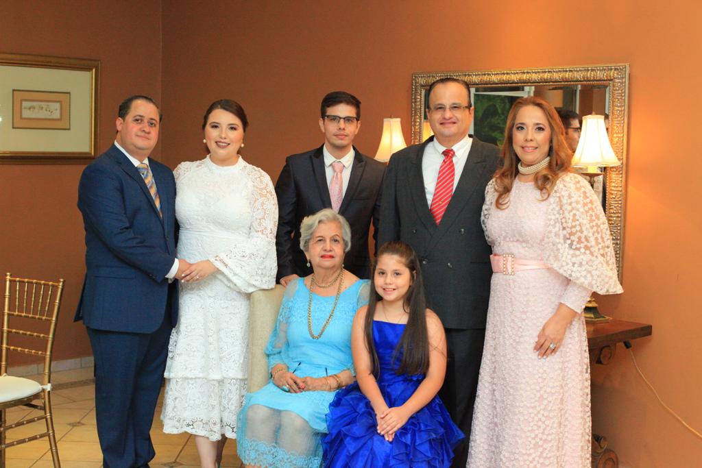 Anuar Velásquez y Sandra Madrid celebran su boda civil
