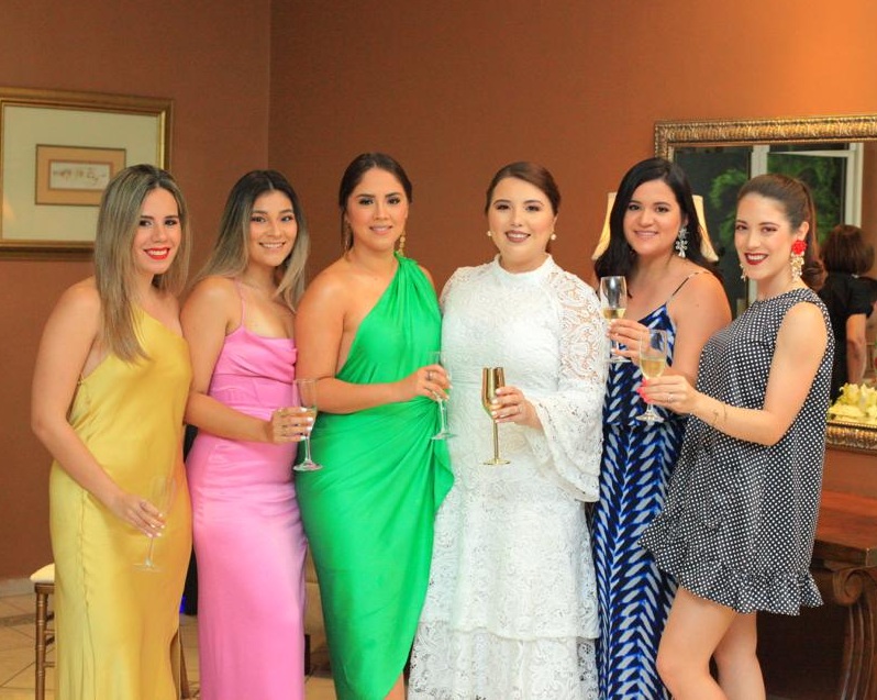 Anuar Velásquez y Sandra Madrid celebran su boda civil