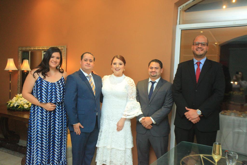 Anuar Velásquez y Sandra Madrid celebran su boda civil
