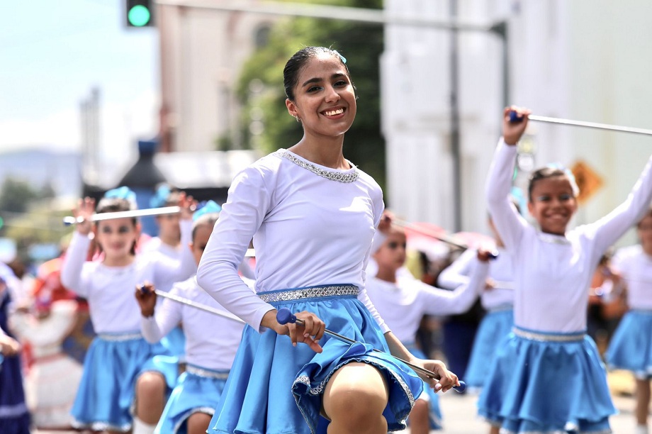 Instituciones de educación media: Con mucho civismo celebran las fiestas patrias en San Pedro Sula