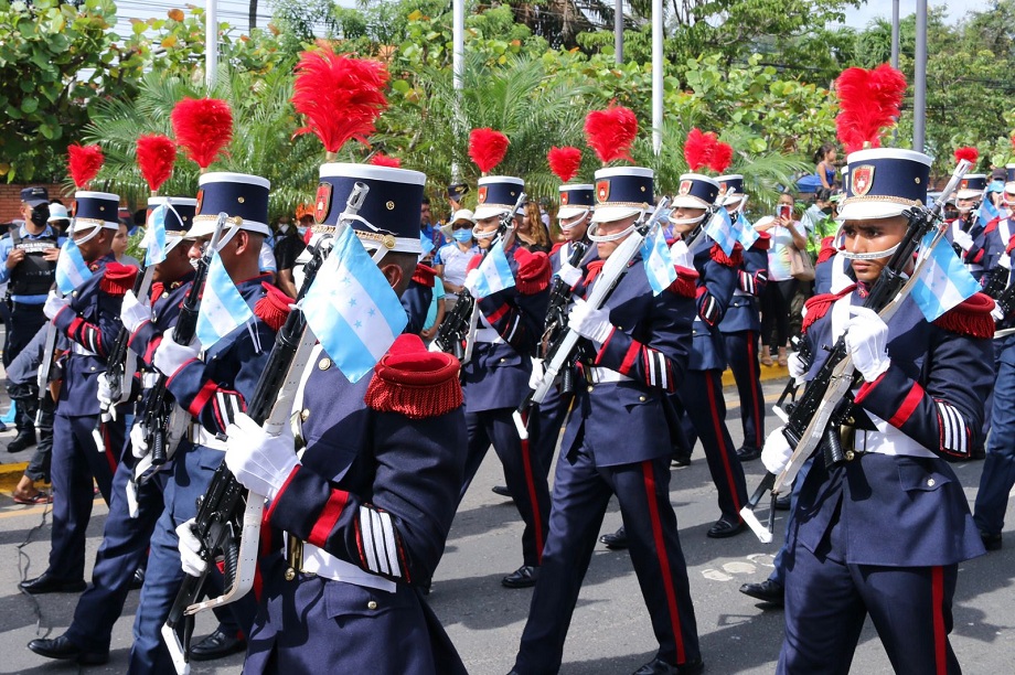 Con mucho civismo celebran las fiestas patrias San Pedro Sula 