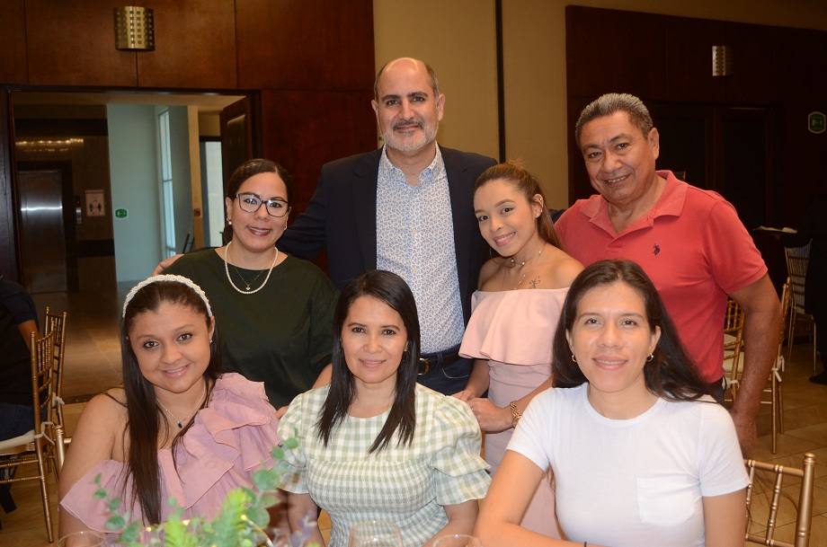 CCIC ofrece convivio navideño a periodistas sampedranos
