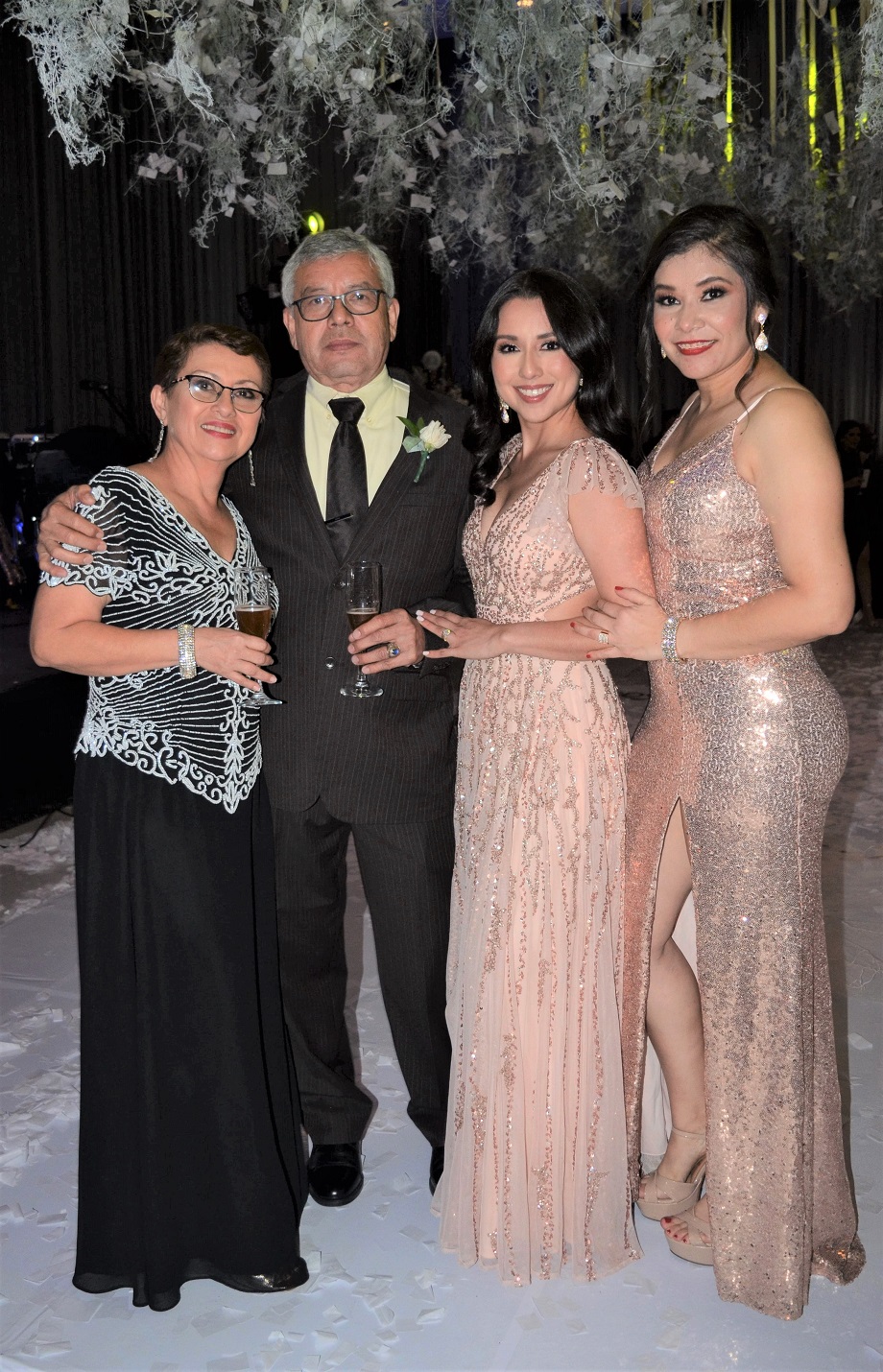 La boda de Héctor Luis Ponce y Patricia Jackeline Interiano… una bella historia de amor