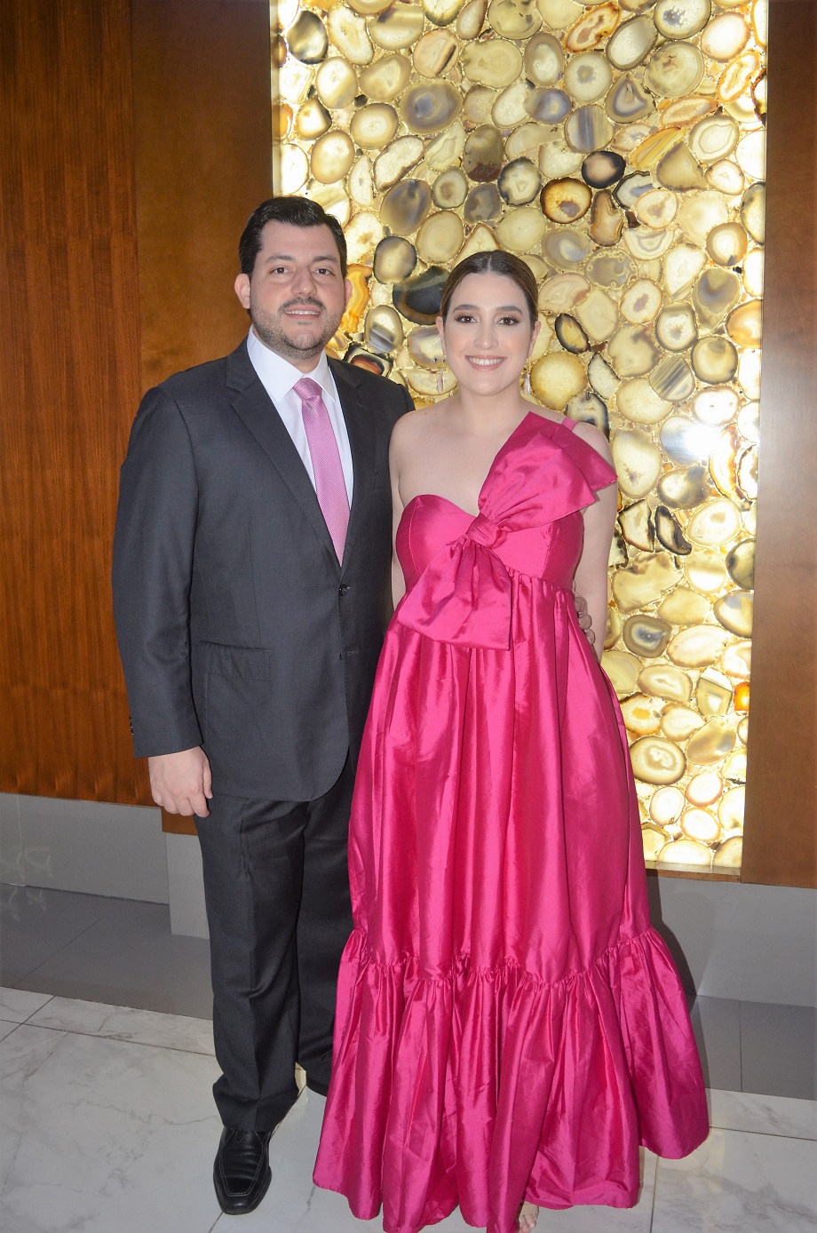 Elegancia y romanticismo en la boda Luis Diego Ortez y Stephanie Ewens