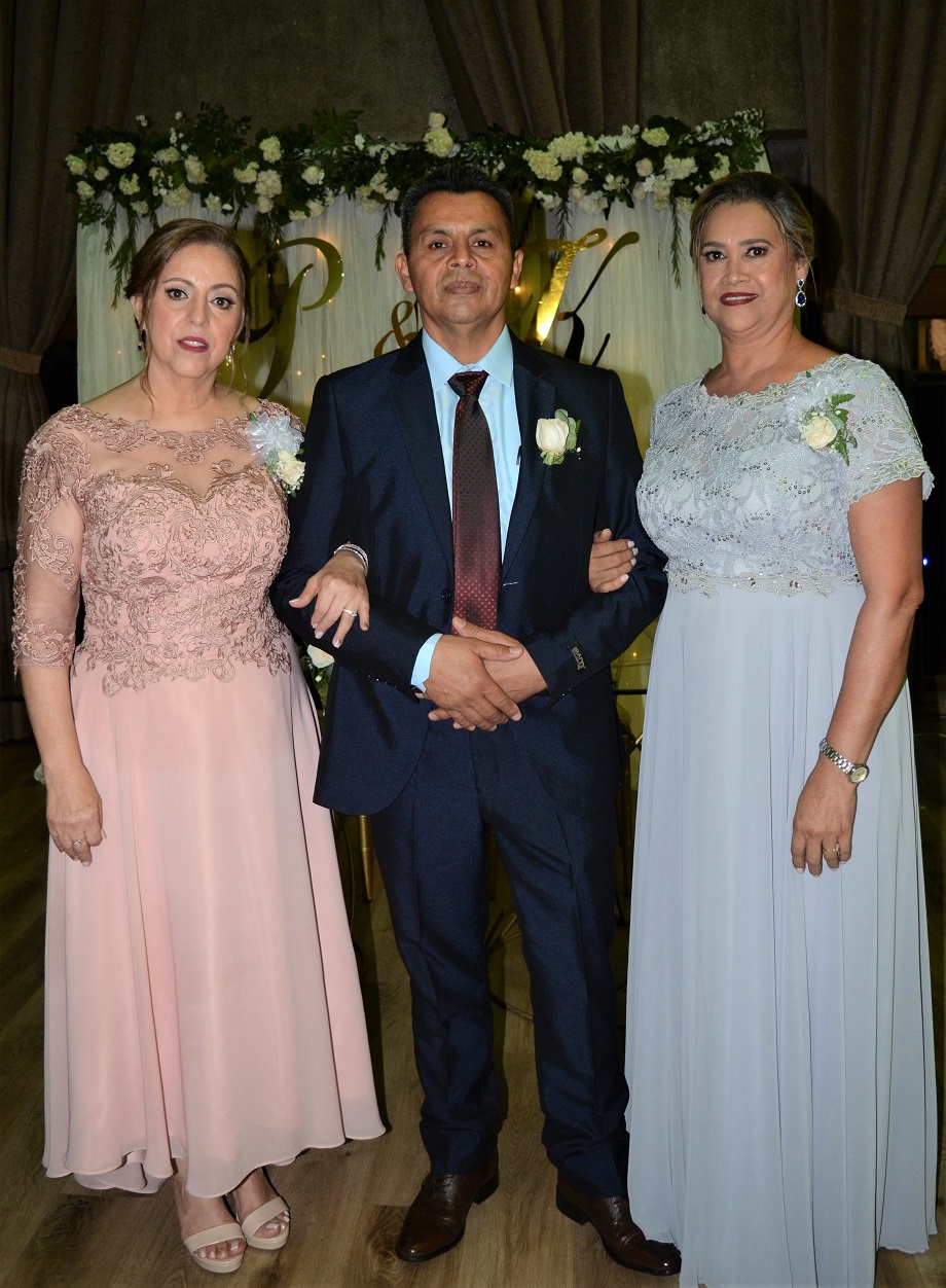 La boda de Pablo Sorto y Kayleen Damaris Fernández… de esencia clásica chic