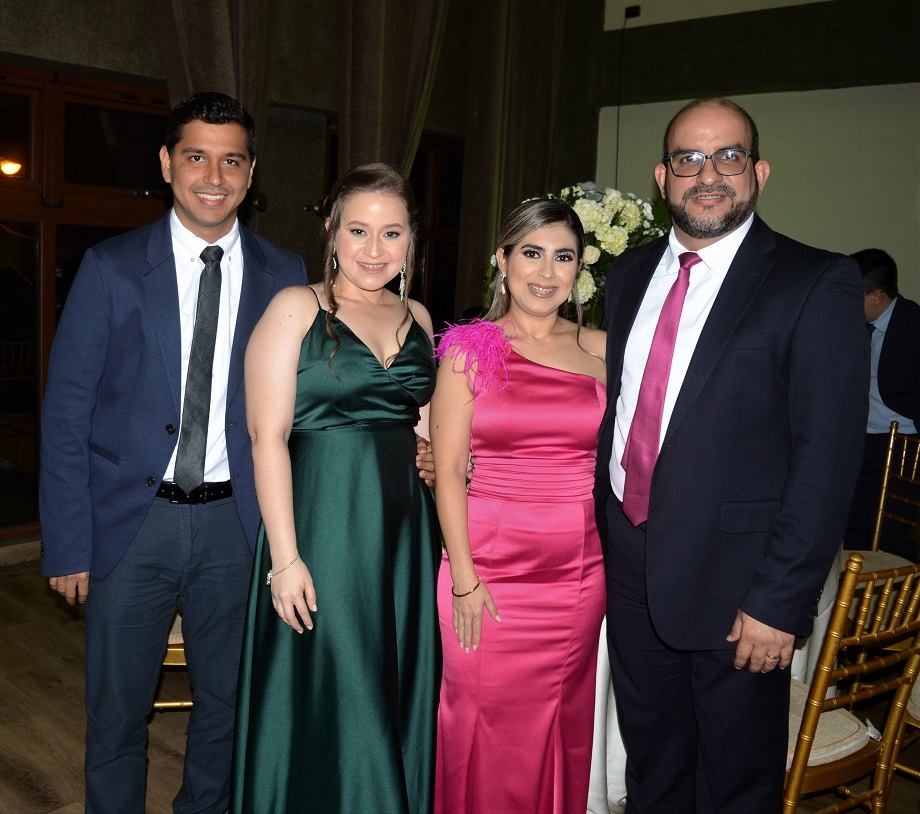 La boda de Pablo Sorto y Kayleen Damaris Fernández… de esencia clásica chic