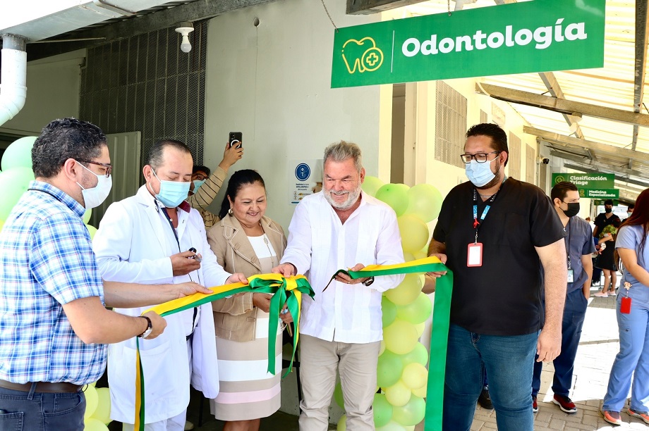 Reaperturan servicio de odontología en el Macro Distrito Municipal de Salud Las Palmas en San Pedro Sula