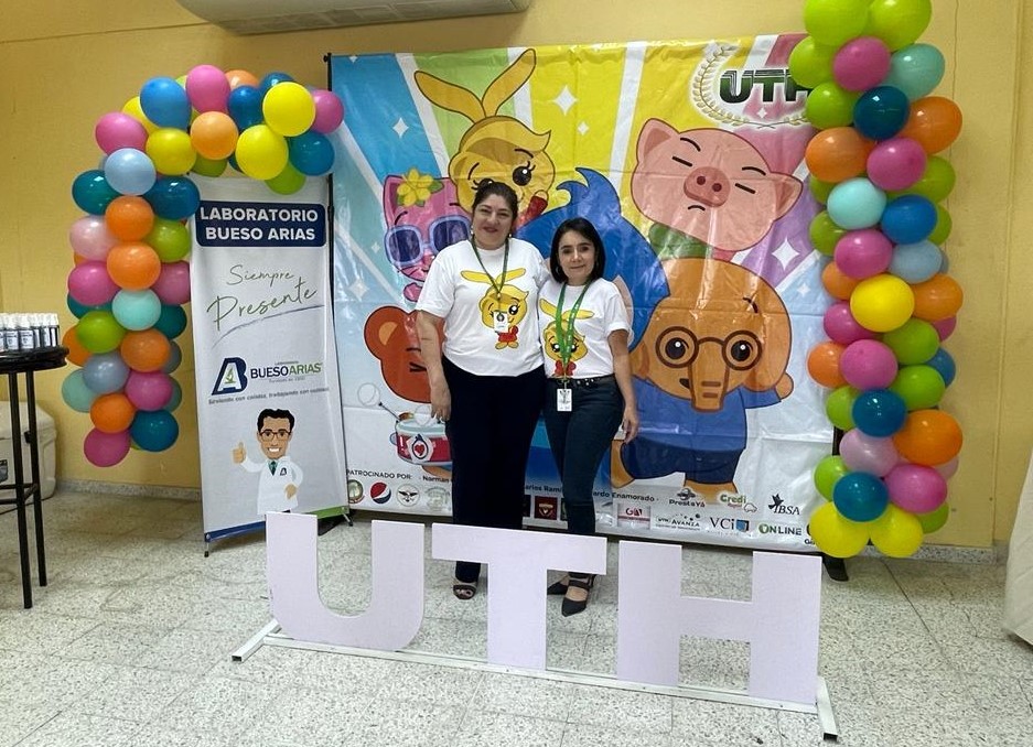 UTH festeja el mes del amor y la amistad llevando salud a la comunidad