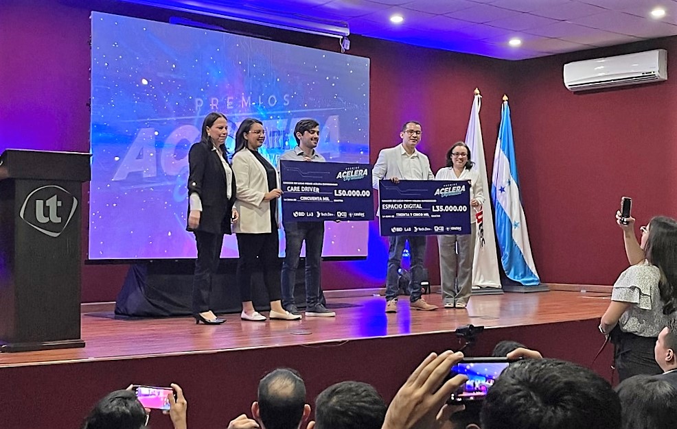 Cinco emprendedores tecnológicos se disputaron el primer lugar en la final del premio “Demo Day Pitch” 