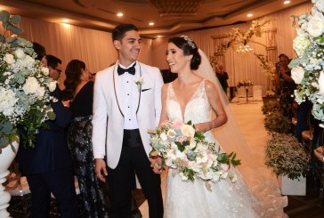 Víctor Aguirre y Danaee Collins sellan su promesa de amor con un romántico “Sí quiero”