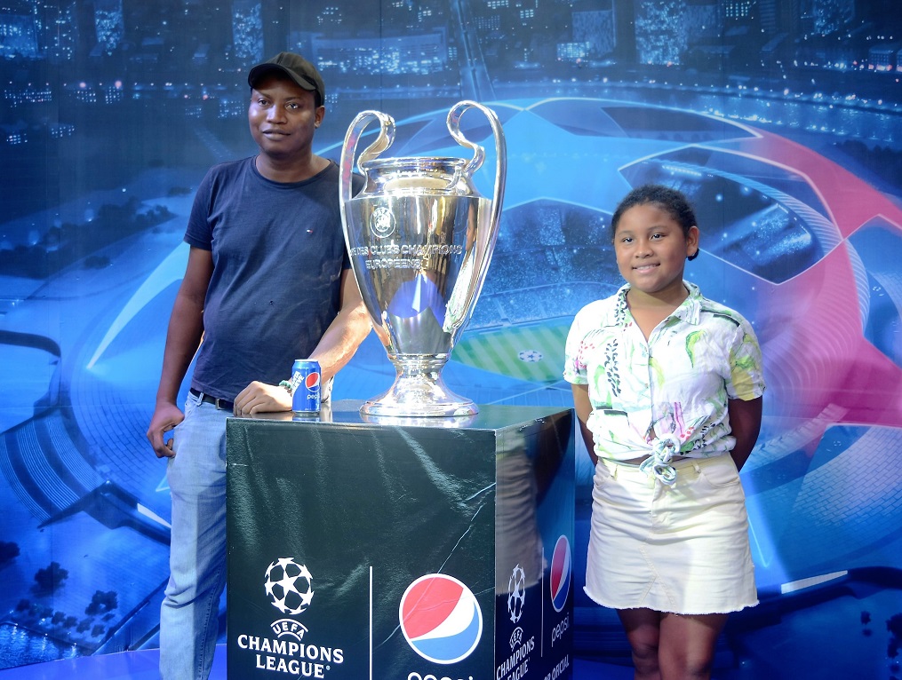 Plaza Pedregal albergó este martes la Copa Champions League en su vista a San Pedro Sula