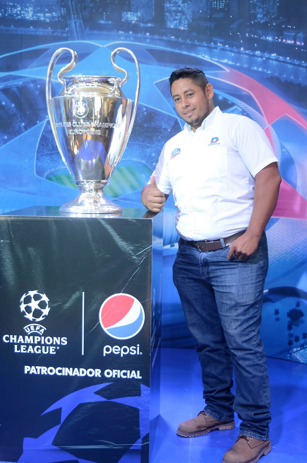 Plaza Pedregal albergó este martes la Copa Champions League en su vista a San Pedro Sula