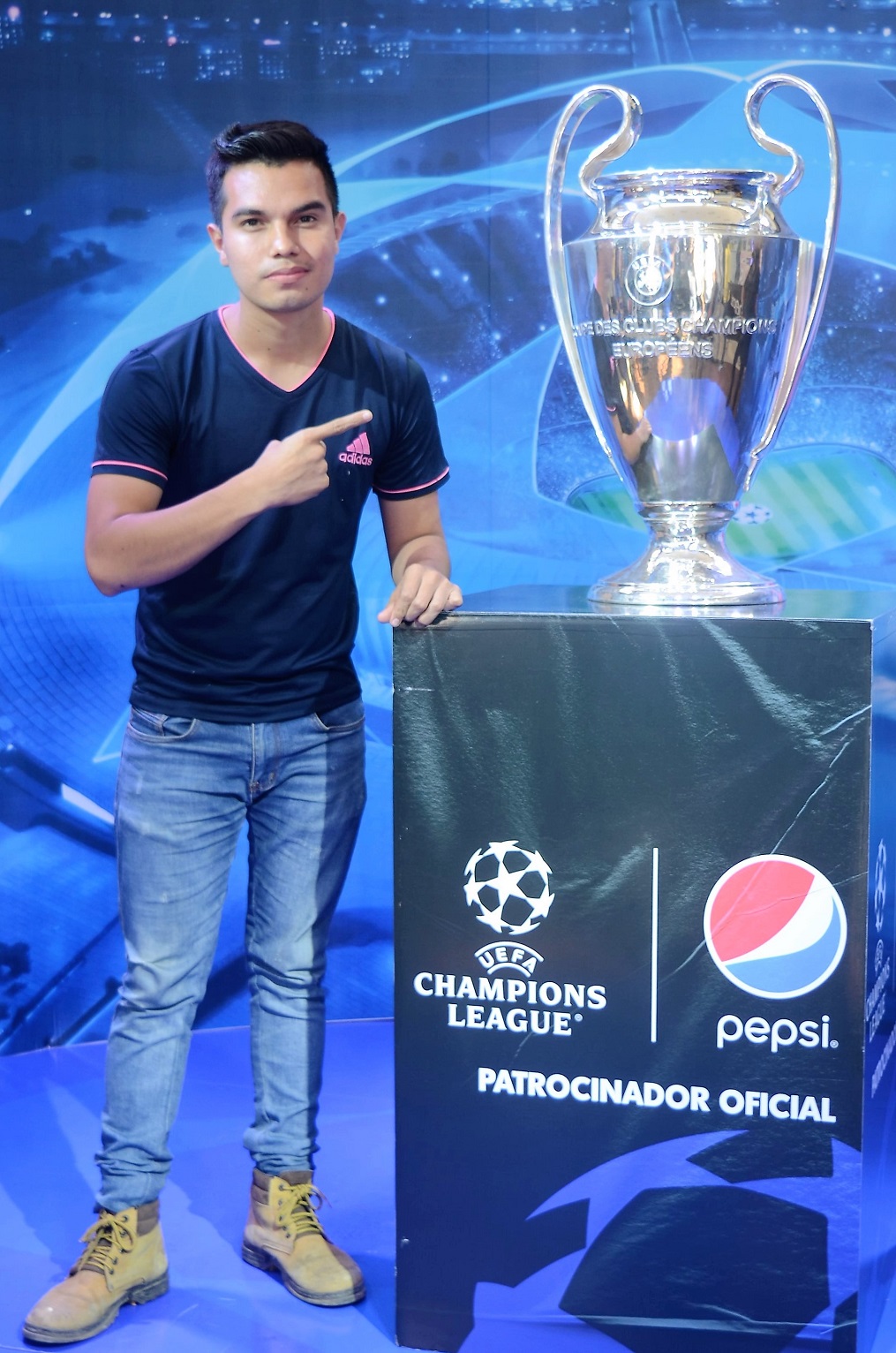 Plaza Pedregal albergó este martes la Copa Champions League en su vista a San Pedro Sula