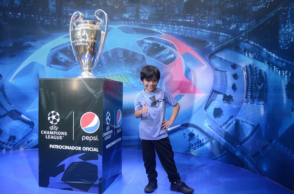 Plaza Pedregal albergó este martes la Copa Champions League en su vista a San Pedro Sula