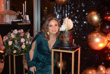 Senobia Matute festeja su cumpleaños rodeada de seres queridos y amigos