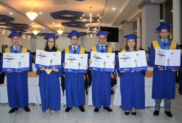 UCENM gradúa 106 nuevos profesionales de la Centésima quinta promoción