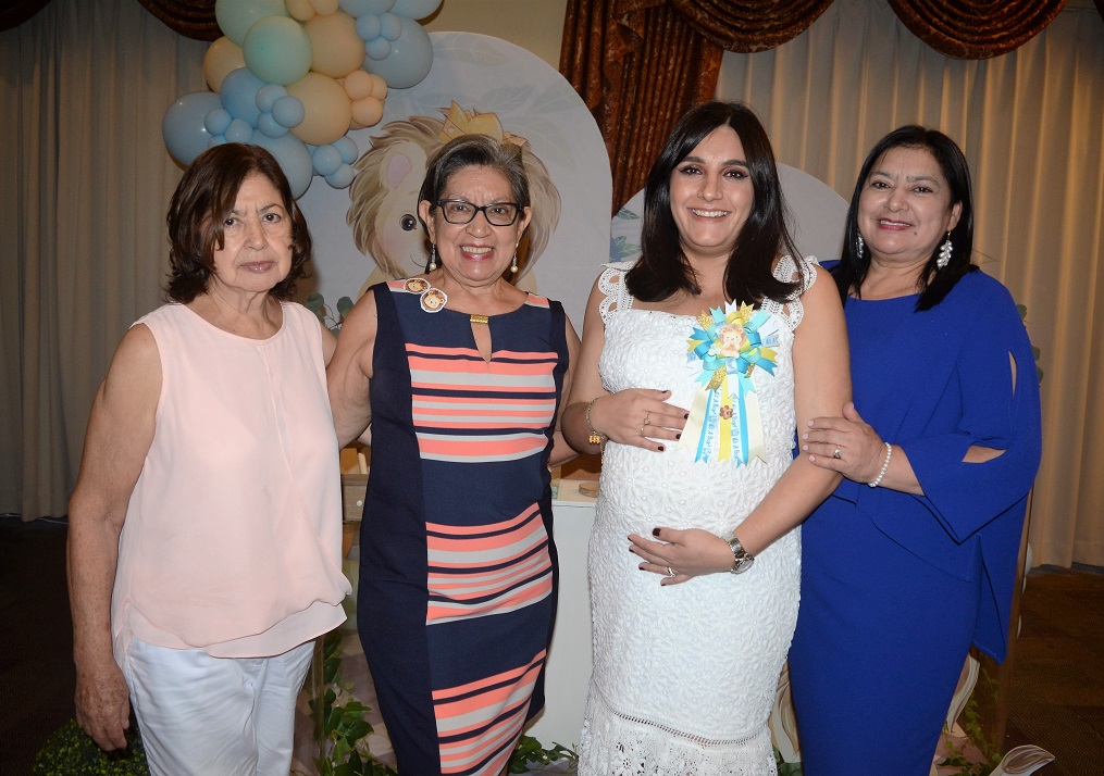María Fernanda de Aguilar en la feliz espera de su primogénito