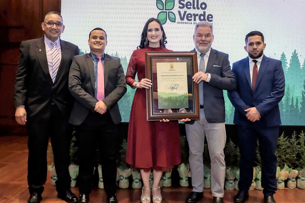 Galardonan con el Sello Verde a empresas que cumplen el 100% de las medidas ambientales
