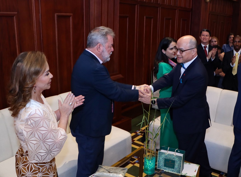 Alcaldía sampedrana ofrece homenaje de agradecimiento al Cuerpo Consular de la República de China (Taiwán)