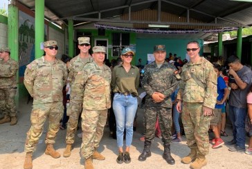 La Embajada de EEUU y la Fuerza de Tarea Conjunta Bravo se asocian con Ministerio de Salud para brigada médica