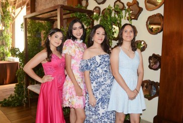 Generación 2023 de la Escuela Bilingüe Valle de Sula celebra su Senior breakfast