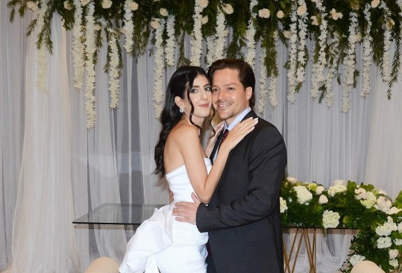 Exclusiva boda civil de Marie Bendeck y Enrique Haeussler