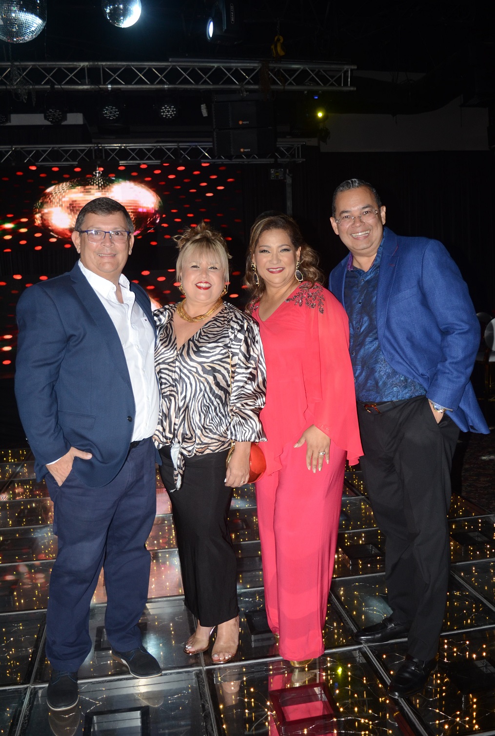 Una noche de Disco Party en el cumpleaños de Karen de Brito