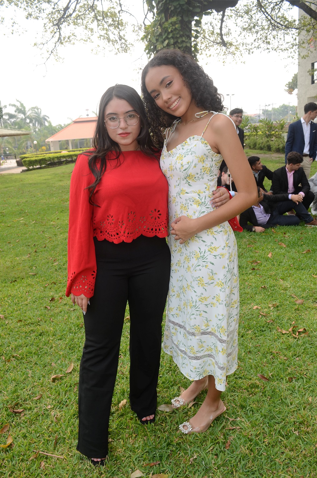 Juniors del Happy New Dawn ofrecen fraternal despedida a seniors 2023 