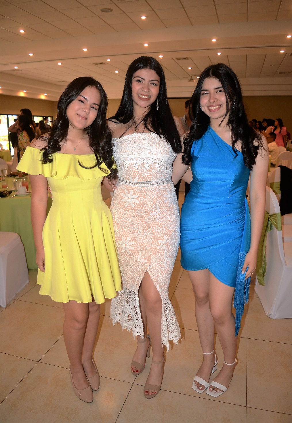 Juniors del Happy New Dawn ofrecen fraternal despedida a seniors 2023 