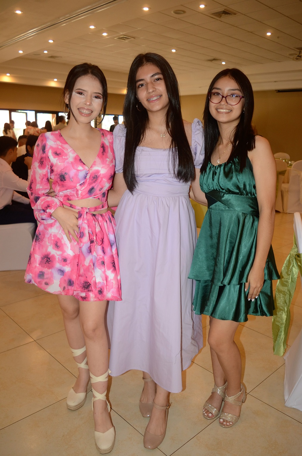 Juniors del Happy New Dawn ofrecen fraternal despedida a seniors 2023 