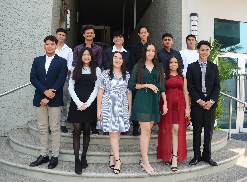 Agasajo matutino para los Seniors 2023 de la Saint Paul Academy