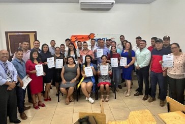 Primera promoción de diplomado en Salud Ambiental UCENM Santa Bárbara