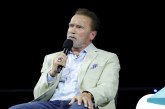 Arnold Schwarzenegger revela su experiencia cercana a la muerte durante un procedimiento médico