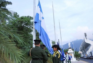 Festejo por el Día de la Bandera Nacional de Honduras en San Pedro Sula