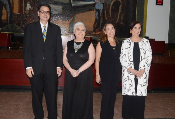 Expoventa “El Arte y La Paz en Honduras” y homenaje a María Eugenia de Handal