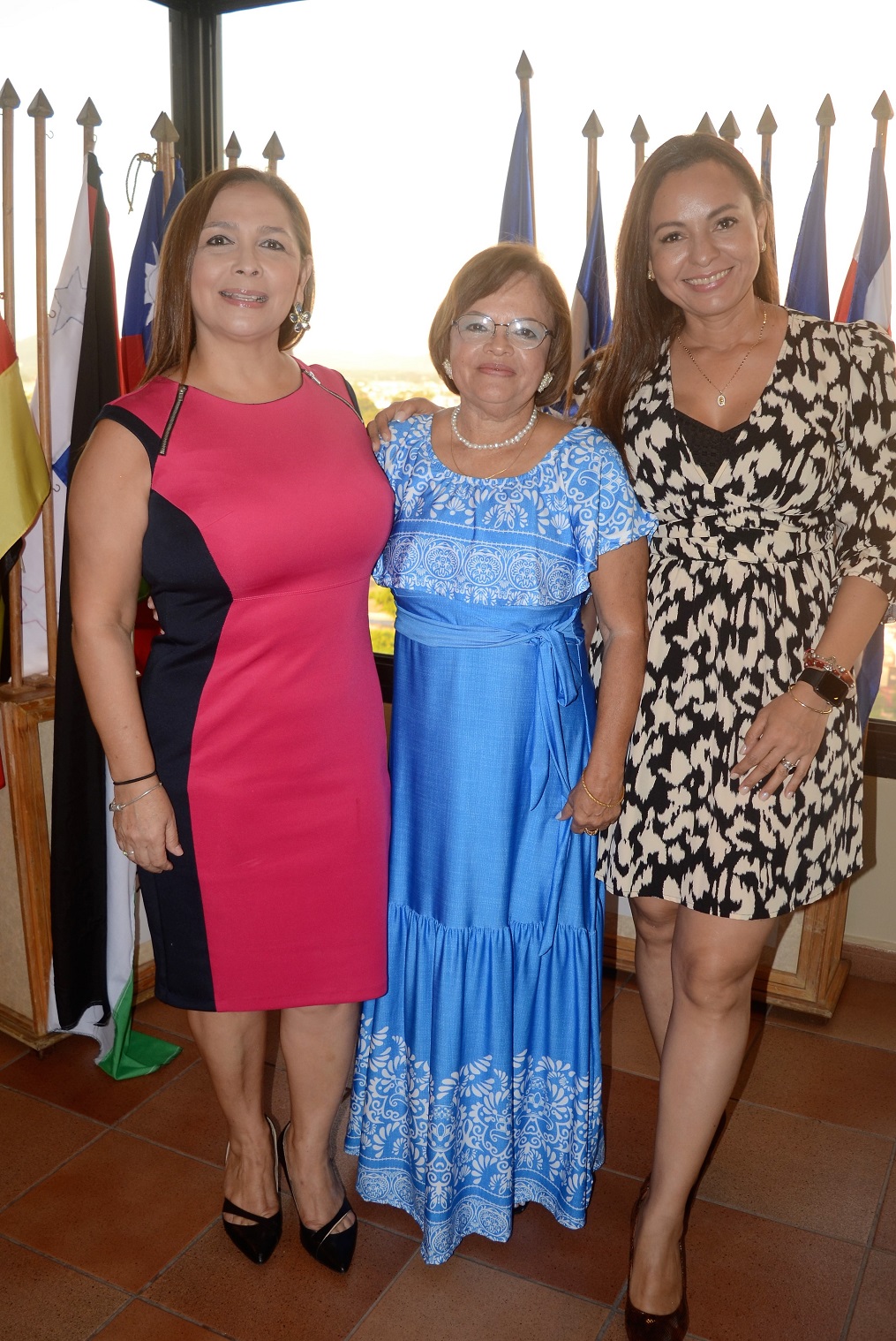 Té mensual de Club Internacional de Mujeres