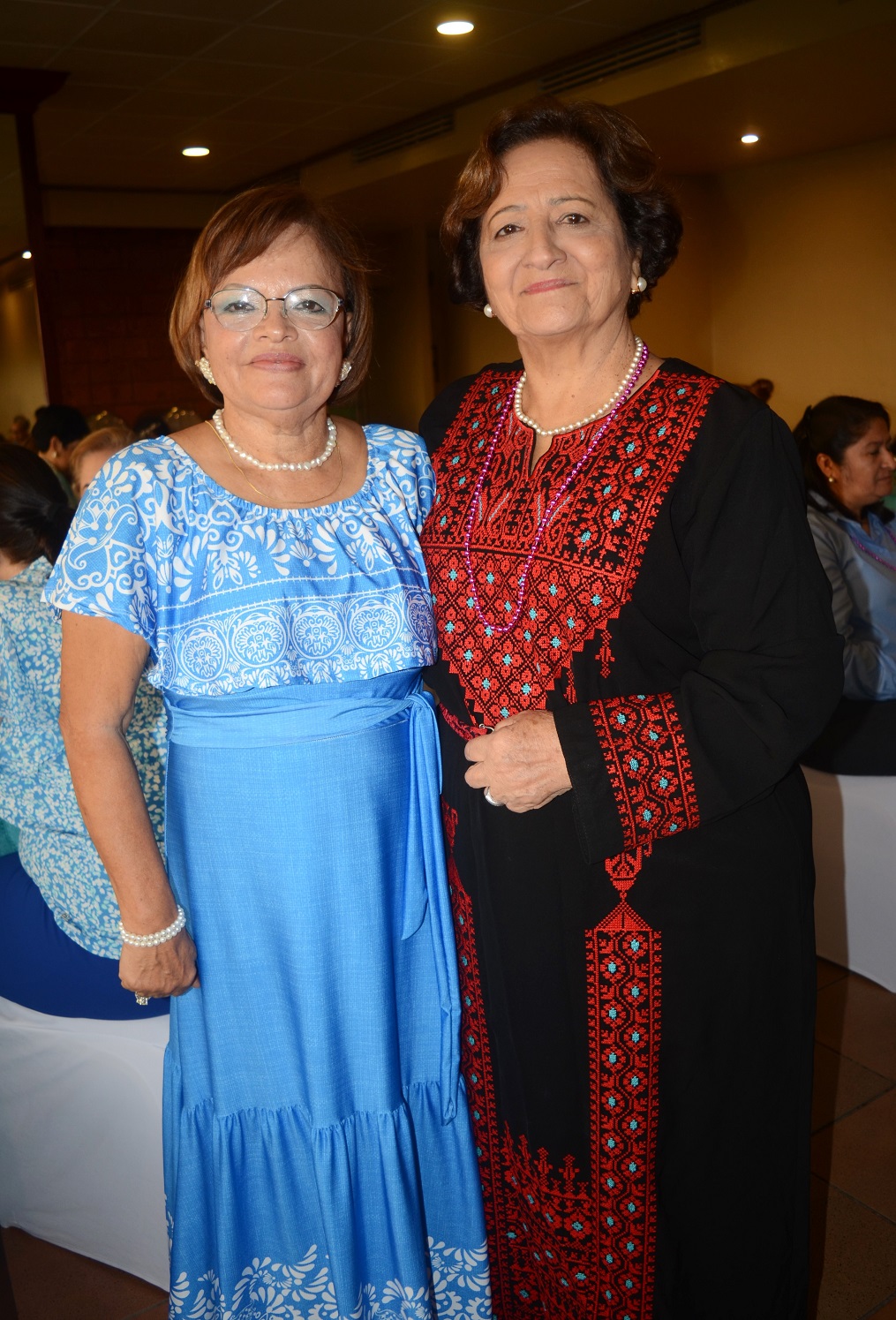 Té mensual de Club Internacional de Mujeres