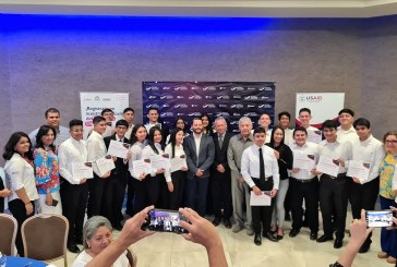 AHM y socios estratégicos presentan sexta promoción de Especialistas en Desarrollo de Software