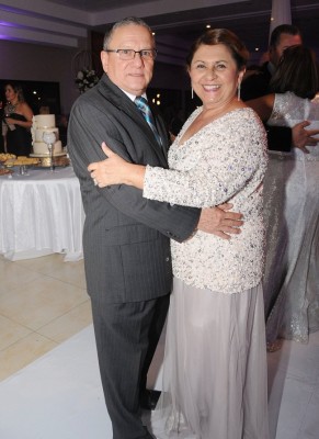 Oscar y Gloria Galeano.